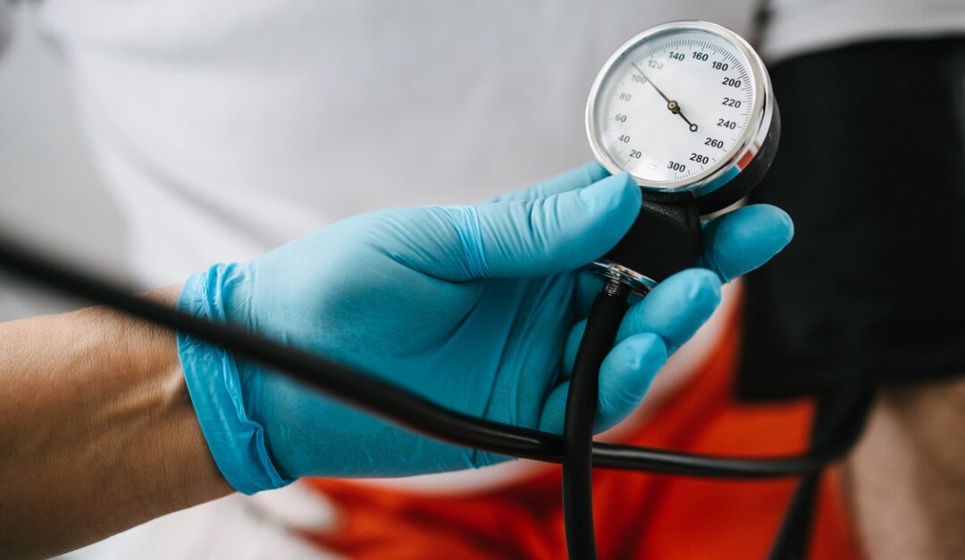 How to Keep Your Blood Pressure and Stress Levels Low During the Holidays